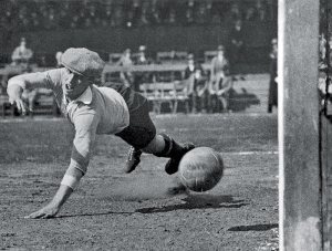 1928_MartinMunkacsi_Goalkeeper,Budapest_7